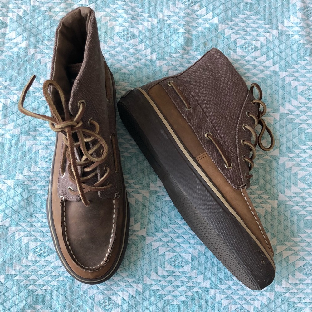 Like new Sperry brown and canvas high tops